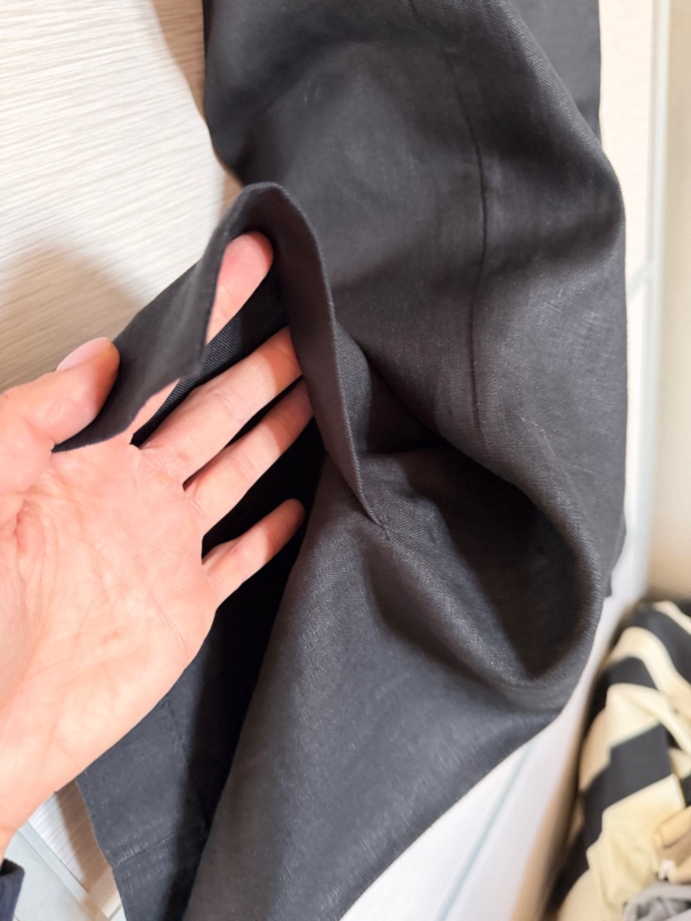 NWT & Other Stories Tailored Linen Trousers in sz. 4 - Picture 6 of 12